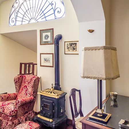 Casa Isabella B&B ロッカ・サン・ジョヴァンニ エクステリア 写真