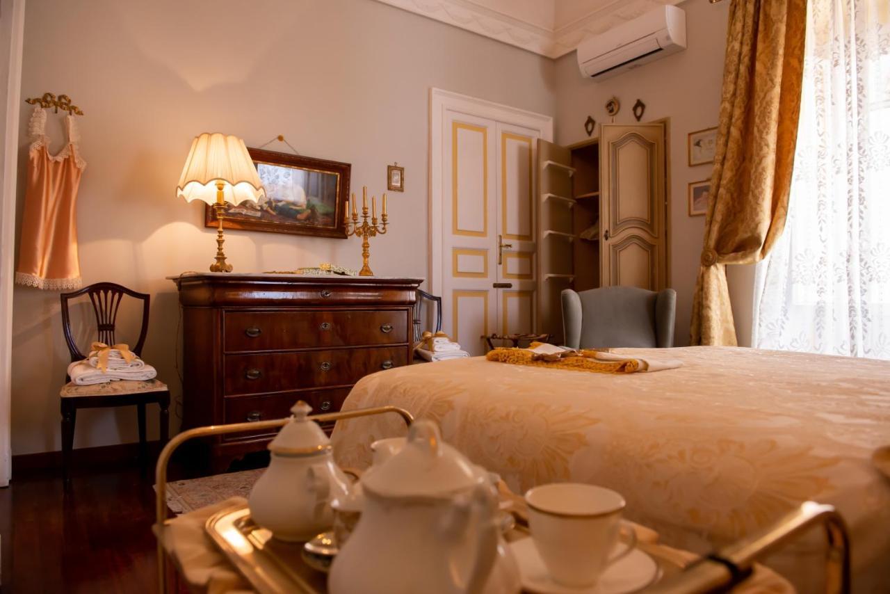 Casa Isabella B&B ロッカ・サン・ジョヴァンニ エクステリア 写真