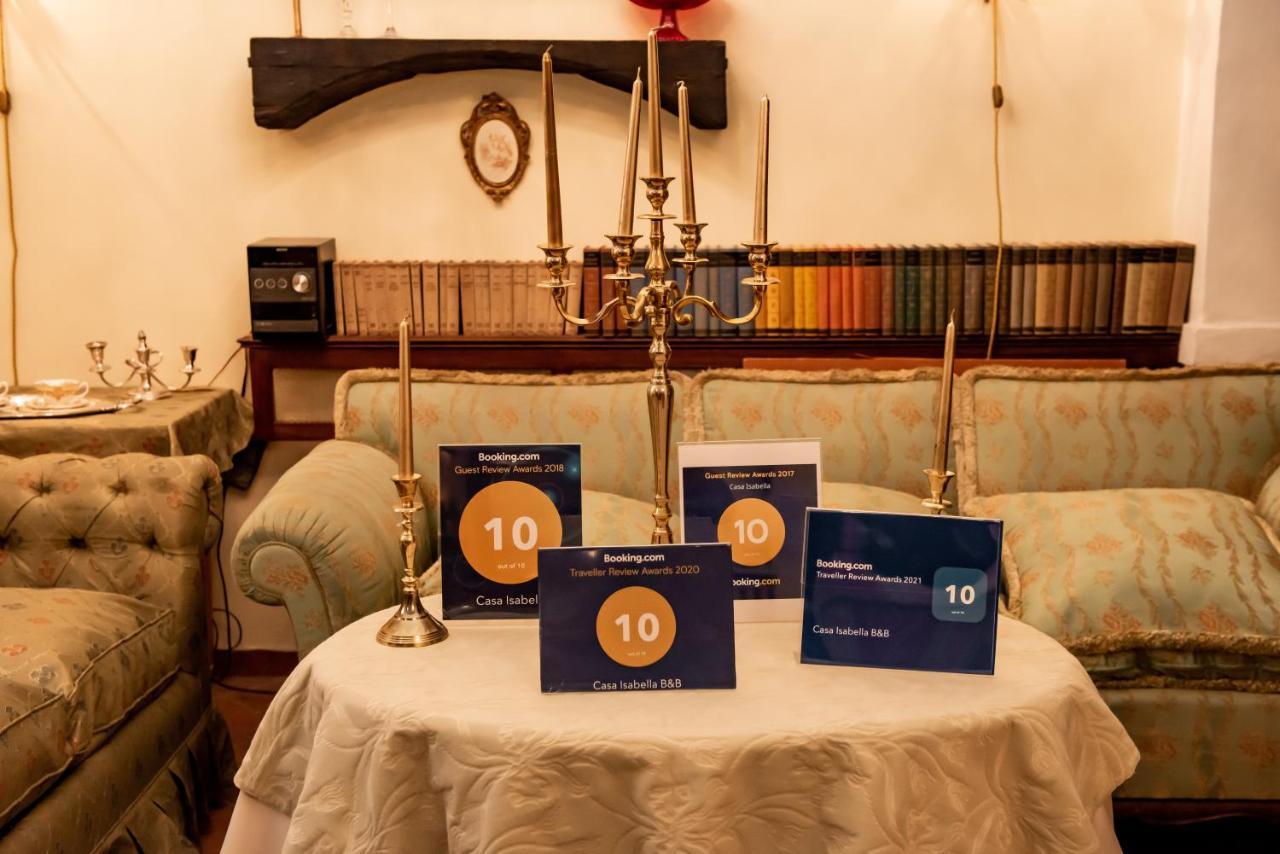 Casa Isabella B&B ロッカ・サン・ジョヴァンニ エクステリア 写真