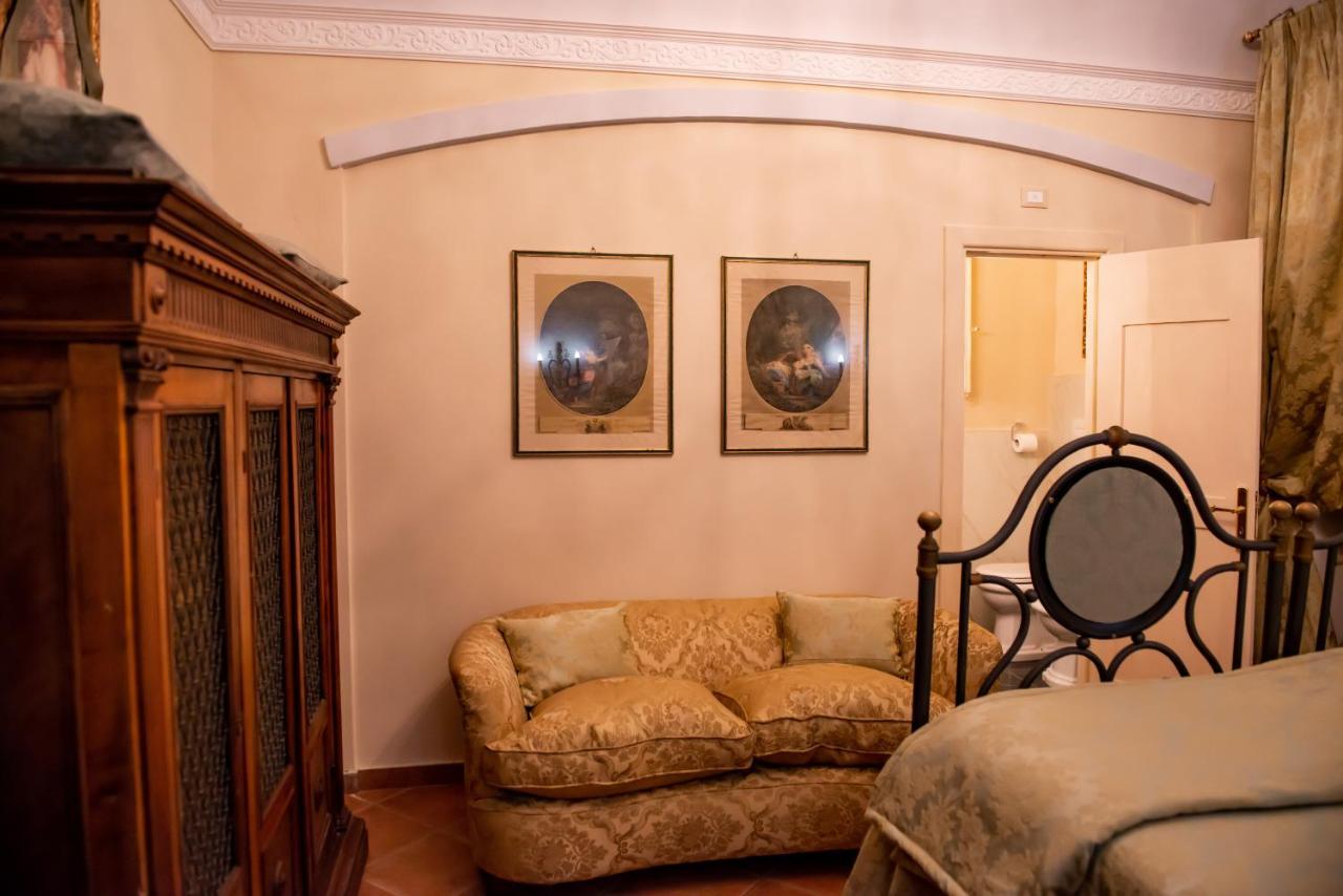 Casa Isabella B&B ロッカ・サン・ジョヴァンニ エクステリア 写真