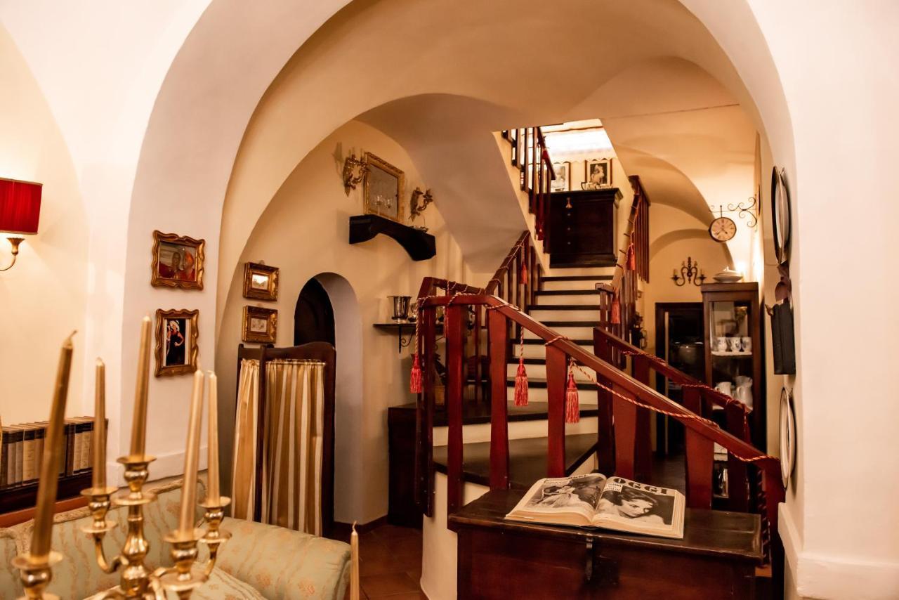 Casa Isabella B&B ロッカ・サン・ジョヴァンニ エクステリア 写真