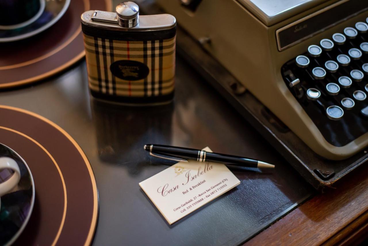 Casa Isabella B&B ロッカ・サン・ジョヴァンニ エクステリア 写真