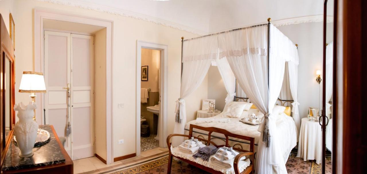 Casa Isabella B&B ロッカ・サン・ジョヴァンニ エクステリア 写真